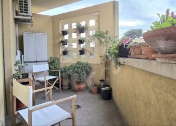 BILOCALE CON TERRAZZO-AFFITTO-SAN DONATO - Bilocale Via Sante Vincenzi 46, Bologna (zona Saragozza) - foto 3