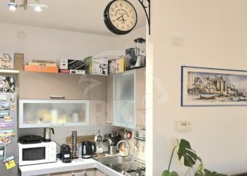 BILOCALE CON TERRAZZO-AFFITTO-SAN DONATO - Bilocale Via Sante Vincenzi 46, Bologna (zona Saragozza) - foto 4