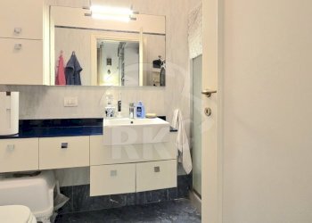 BILOCALE CON TERRAZZO-AFFITTO-SAN DONATO - Bilocale Via Sante Vincenzi 46, Bologna (zona Saragozza) - foto 11