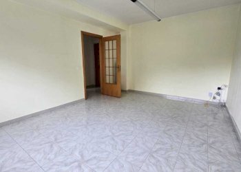 WhatsApp Image 2026-03-06 at 12.34.12 (4).jpeg - Ufficio viale teracati 39, Siracusa - foto 4