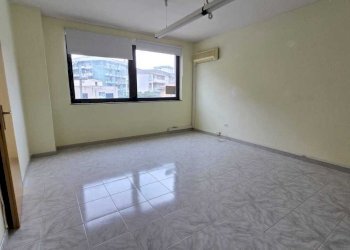 WhatsApp Image 2026-03-06 at 12.34.12 (3).jpeg - Ufficio viale teracati 39, Siracusa - foto 5