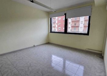 WhatsApp Image 2026-03-06 at 12.34.13 (2).jpeg - Ufficio viale teracati 39, Siracusa - foto 6