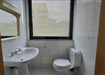 WhatsApp Image 2026-03-06 at 12.34.11.jpeg - Ufficio viale teracati 39, Siracusa - foto 7