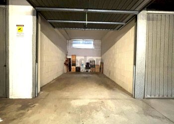 garage - Box Via Carlo Cattaneo 26, Modena - foto 1