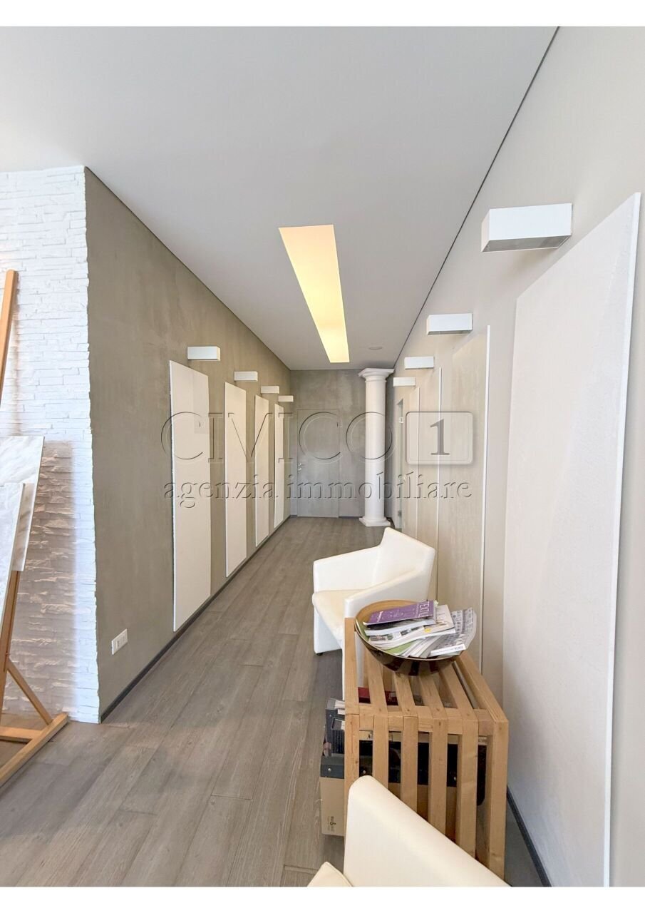 IMG_3337_11.jpg - Laboratory Via Italia Unita 1, Torri di Quartesolo - photo 1