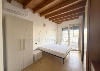 Camera da letto - Bilocale Via Italia Unita 1, Torri di Quartesolo - foto 4