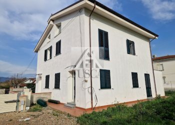 villa- vendita- lucca--fusca_12.jpg - Casa indipendente Via dei Leri, Lucca - foto 1