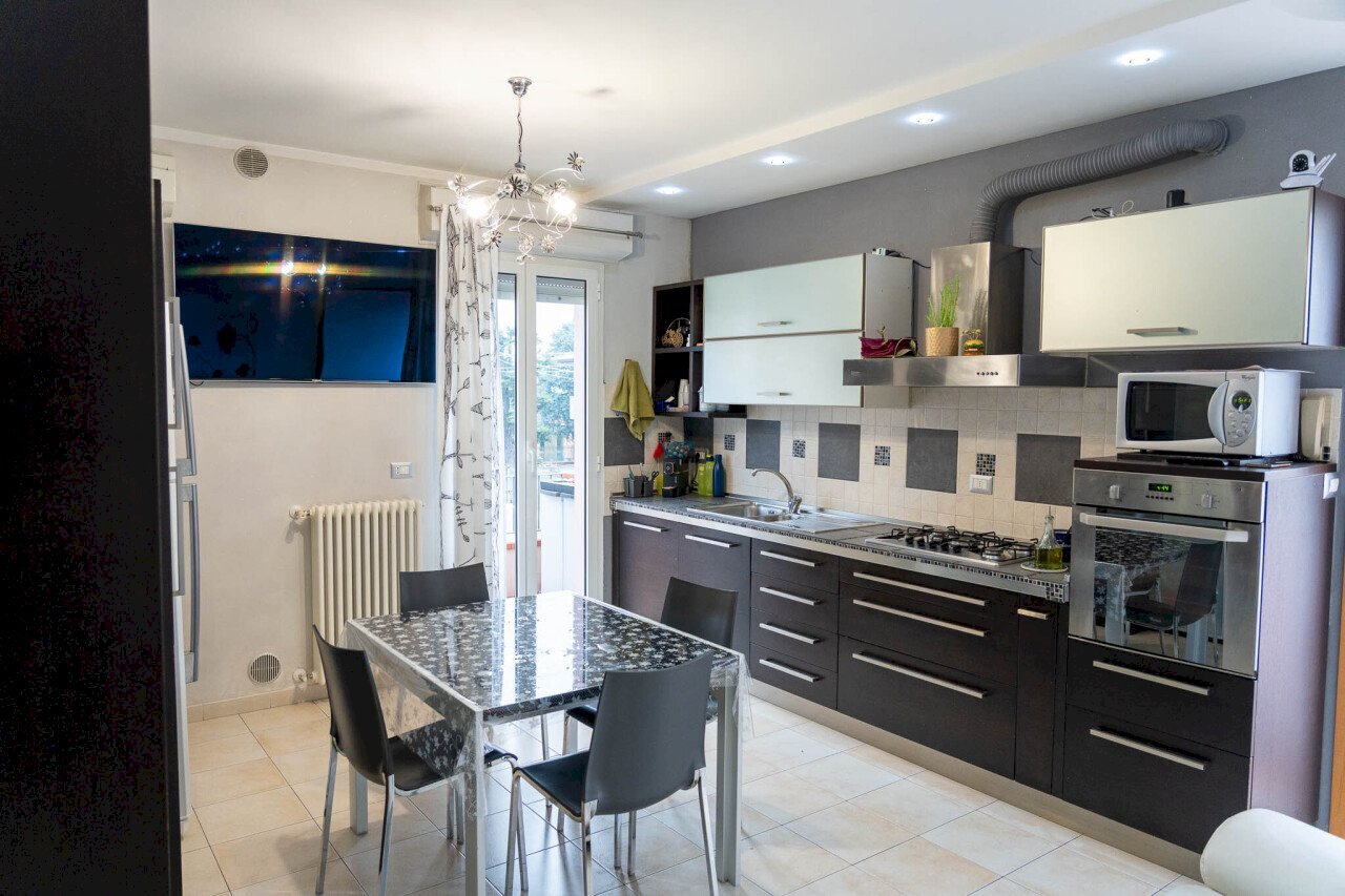 DSC03296.jpg - Quadrilocale Via Viola 44, Santarcangelo di Romagna - foto 2