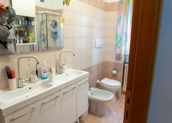 DSC03300.jpg - Four-room apartment Via Viola, Santarcangelo di Romagna - photo 7