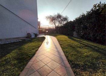 sa21.jpg - Porzione di casa Sarzana - foto 20