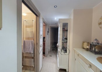 corridoio - Trilocale Via San Secondo 15, Ventimiglia - foto 15