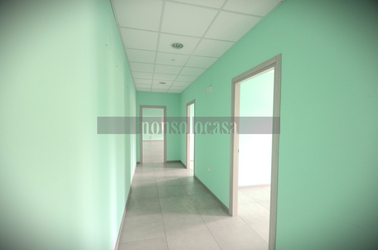 CORRIDOIO - Office Via Gustavo Benucci 999, Perugia - photo 2