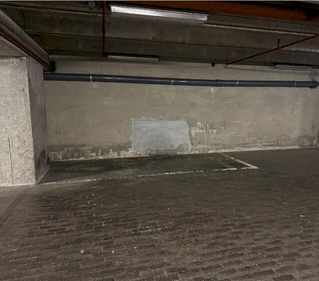 2.jpg - Box all'asta Via Fieschi 15, Genova - foto 3