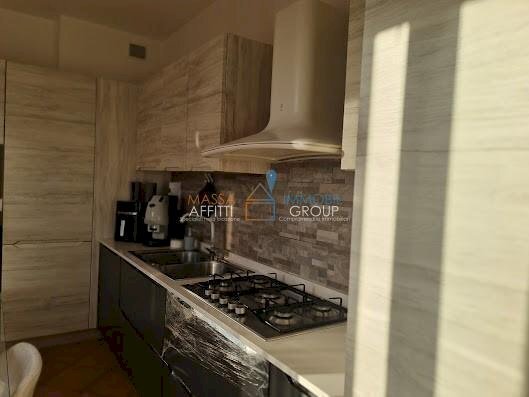 6.jpg - Appartamento Via San Leonardo 144, Massa - foto 2