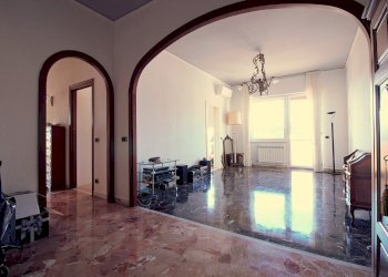 SOGGIORNO (2).jpg - Appartamento Via Giovanni Opisso 183, Genova (zona Pegli) - foto 2