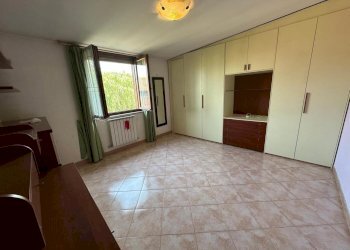 WhatsApp Image 2026-03-03 at 5.23.49 PM (13).jpeg - Villa Trifamiliare Via Svetonio 73, Guidonia Montecelio - foto 24