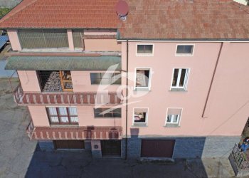 facciata - Casa indipendente Via Giuseppe Verdi 9, Sangiano - foto 10