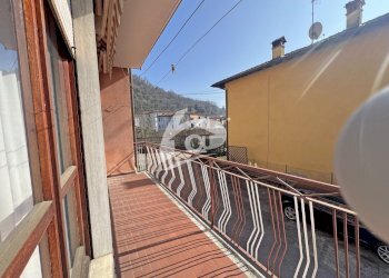 balcone p1 - Casa indipendente Via Giuseppe Verdi 9, Sangiano - foto 29