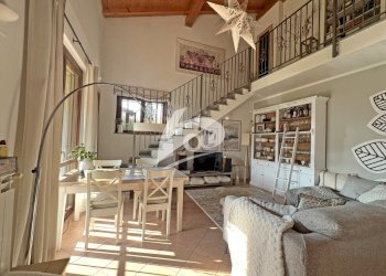 salotto - Villa a Schiera Via Gatè 31, Leggiuno - foto 12