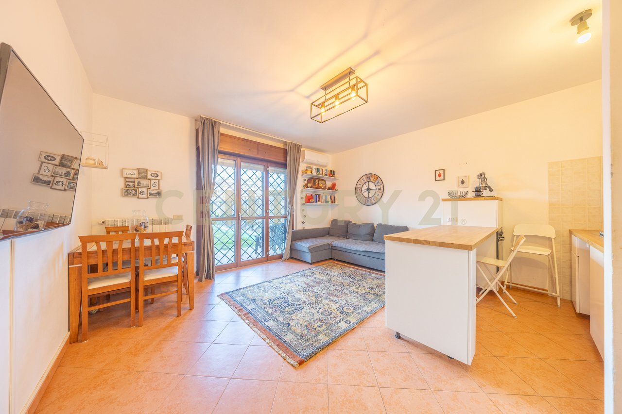 2.jpg - Appartamento Via Piero Corti 83, Roma (zona Colle Degli Abeti) - foto 1