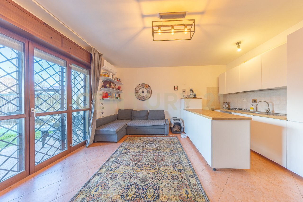 3.jpg - Appartamento Via Piero Corti 83, Roma (zona Colle Degli Abeti) - foto 2