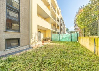 29.jpg - Appartamento Via Piero Corti 83, Roma (zona Colle Degli Abeti) - foto 16