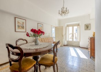 soggiorno .jpg - Appartamento Corso Garibaldi 15, Lucca - foto 1