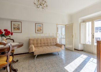 soggiorno 1.jpg - Appartamento Corso Garibaldi 15, Lucca - foto 2