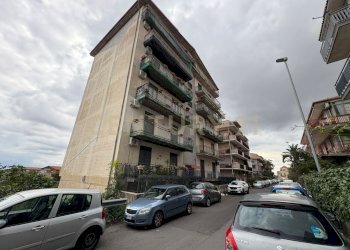 WhatsApp Image 2026-03-14 at 15.49.29 (1).jpeg - Quadrilocale Via dei Giacinti, Misterbianco - foto 1