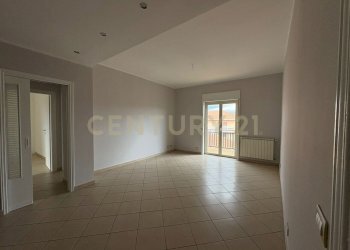 Salone.jpeg - Quadrilocale Via dei Giacinti, Misterbianco - foto 2