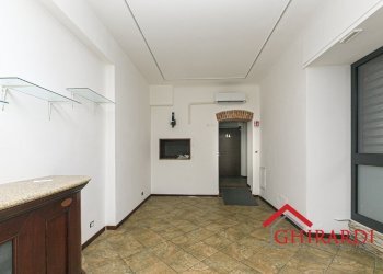 2.5 LOCALE1.jpg - Locale Commerciale Piazza Francesco Baracca 34r, Genova (zona Sestri Ponente) - foto 7