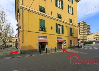 6.1 EDIFICIO.jpg - Locale Commerciale Piazza Francesco Baracca 34r, Genova (zona Sestri Ponente) - foto 21