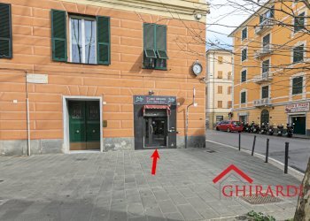 6.3 EDIFICIO.jpg - Locale Commerciale Piazza Francesco Baracca 34r, Genova (zona Sestri Ponente) - foto 23