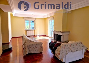 34.jpg - Villa Via Comunale Guantai Ad Orsolone 177, Napoli - foto 9