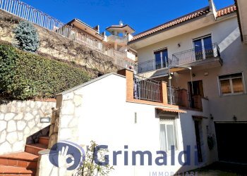 1.jpg - Villa Via Comunale Guantai Ad Orsolone 177, Napoli - photo 2