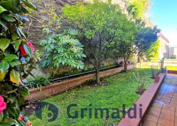 28.jpg - Villa Via Comunale Guantai Ad Orsolone 177, Napoli - photo 7