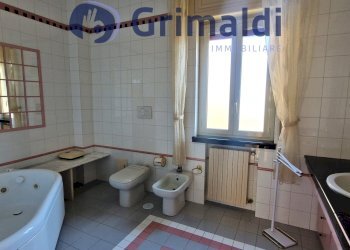 104.jpg - Villa Via Comunale Guantai Ad Orsolone 177, Napoli - photo 26