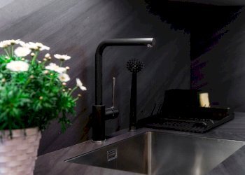 Two-room apartment Lungolario Trento 15, Como - photo 7