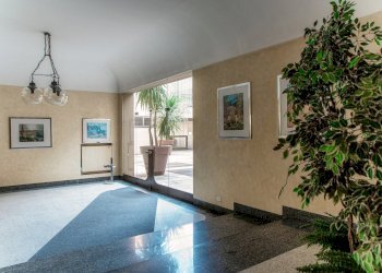 Atrio condominiale - Two-room apartment Lungolario Trento 15, Como - photo 16