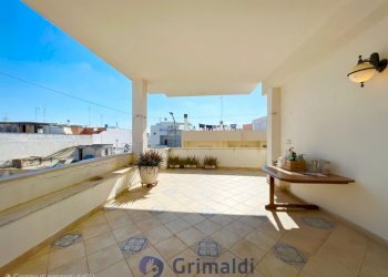 WhatsApp Image 2026-03-06 at 10.14.11 (5)_risultat - Quadrilocale Via Gioacchino Rossini 4, Porto Cesareo - foto 19