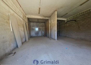 WhatsApp Image 2026-02-25 at 16.13.04_risultato.jp - Magazzino Via Solano Li Belli 47, Lequile - foto 13