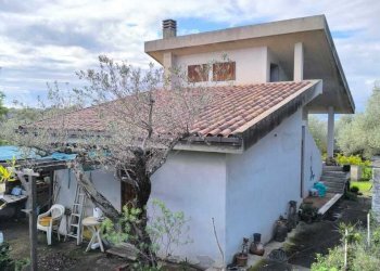 PROSPETTO LATO NORD EST.jpg - Villa Strada Vicinale Li Curuneddi Tronco B, Sassari - photo 1