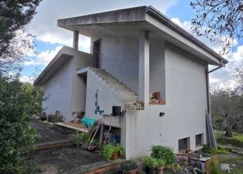 VISTA LATERALE.jpeg - Villa Strada Vicinale Li Curuneddi Tronco B, Sassari - photo 30