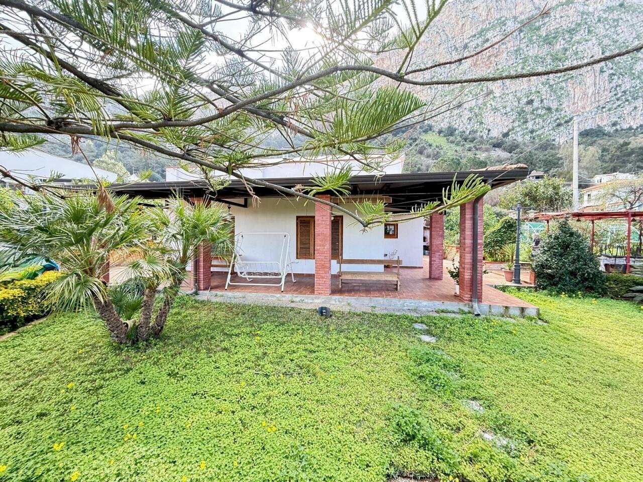 0b3804db-3180-4f98-9078-fd0e6a3117c8.jpg - Villa Carini - foto 1