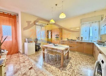 5b31f483-2117-4b1c-bab0-00e22b094d2f.jpeg - Appartamento Viale Santa Panagia, Siracusa - foto 7