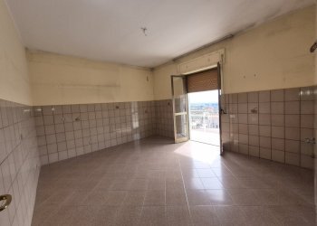 20260305_120620.jpg - Porzione di casa Via Canneto Morelli, Lamezia Terme - foto 1