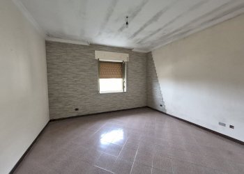 20260305_120822.jpg - Porzione di casa Via Canneto Morelli, Lamezia Terme - foto 4