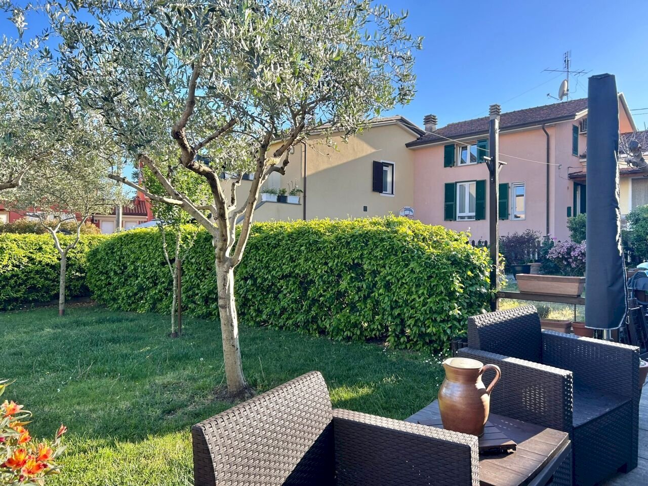 7ee77081-ee32-4d7c-a4db-bdefb89ffd0b.jpg - Townhouse Sarzana - photo 1