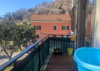 balcone - Appartamento Via Milite Ignoto 11, Mignanego - foto 2