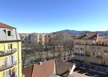 IMG_3391.JPG - Trilocale Corso Giulio Cesare 12, Torino (zona Aurora) - foto 1